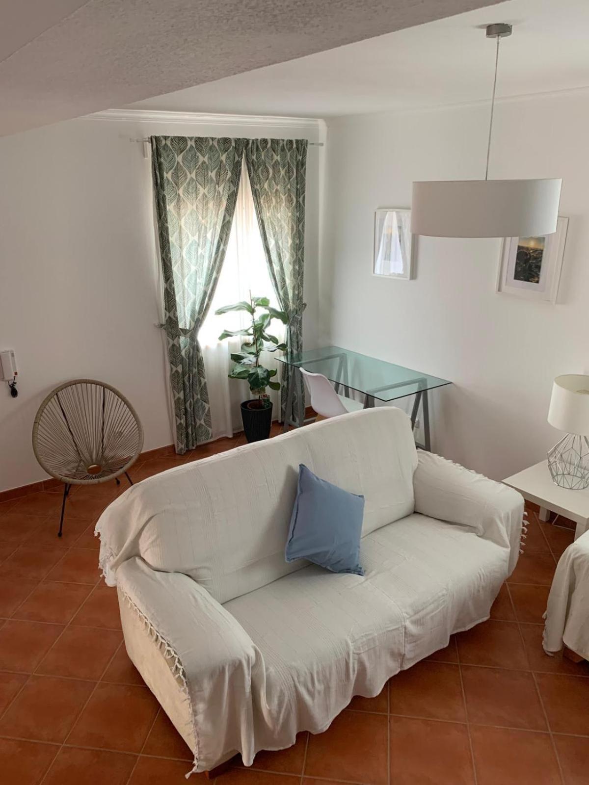 Nature House - Double With Balcony And Shared Bathroom- Fishermen's Trail * Almograve